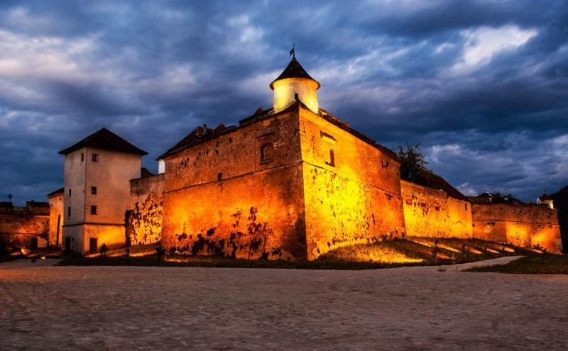 Appartamento Old Town Studio Braşov Esterno foto